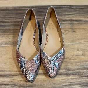 Naturalizer Havana Pointed-Toe Ballet Flat – Multi-Color Snake Print Size 7.5M